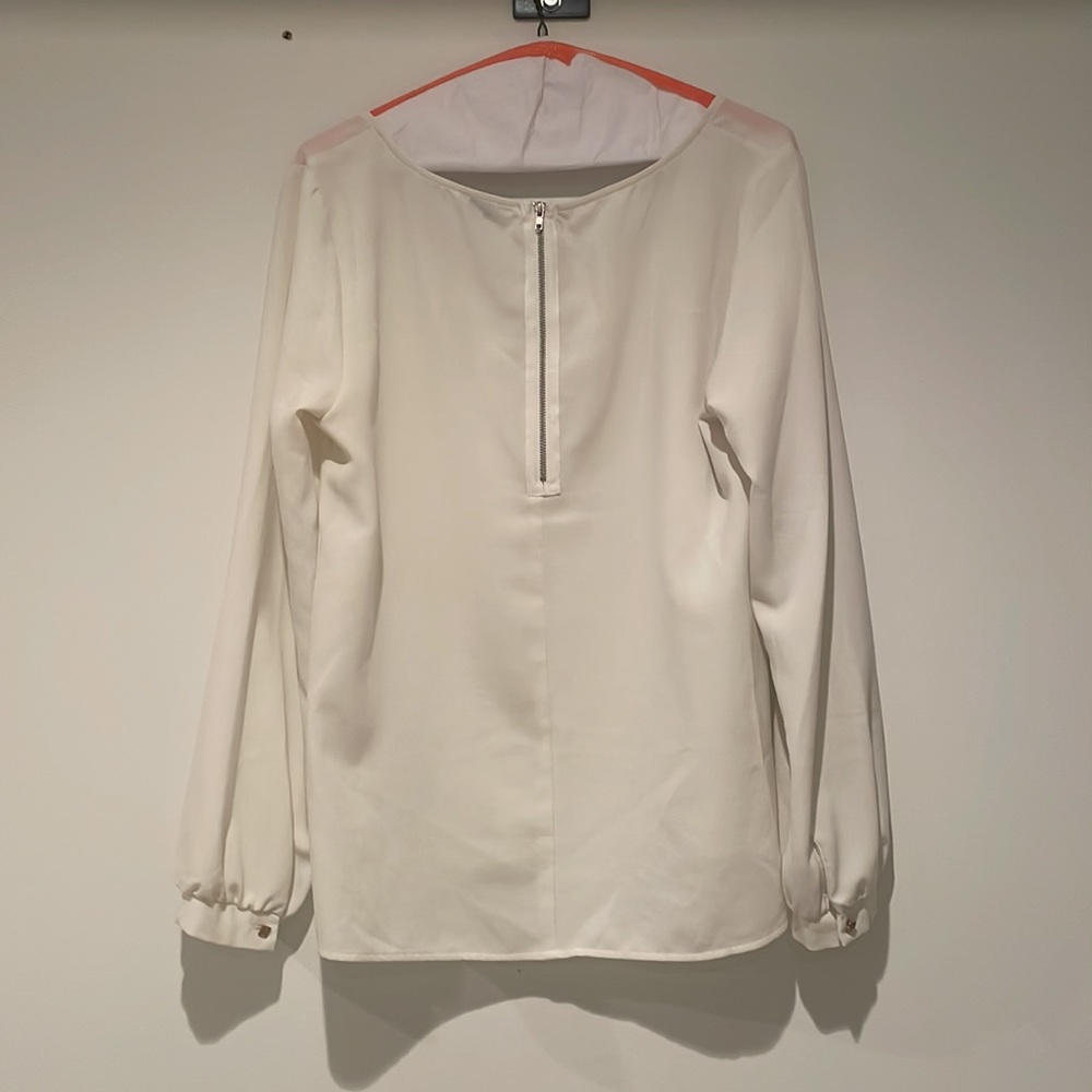 Off white blouse - Picture 5 of 5